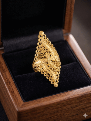 Diamoned Shaped Ladies Ring