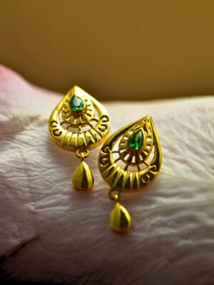 Edit (15) Chandrakor earrings