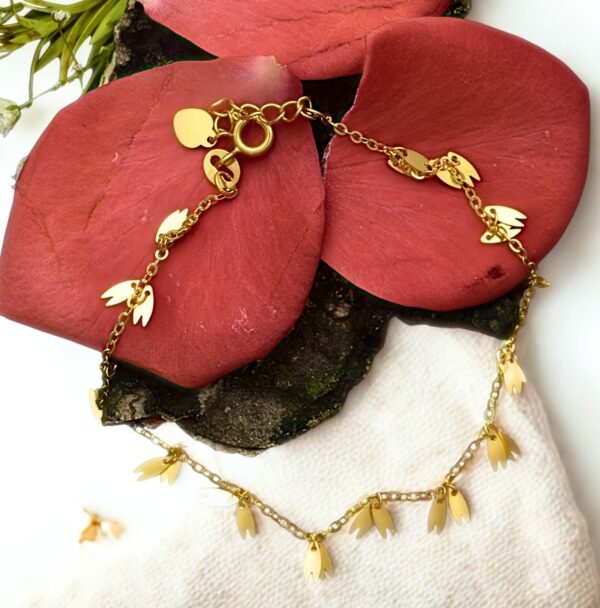 Untitled design - 1 Fancy bracelet